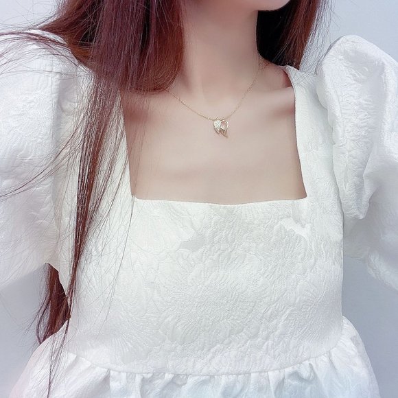 NEW 14K Gold Plated Diamond Angel Wing Necklace - Picture 5 of 9